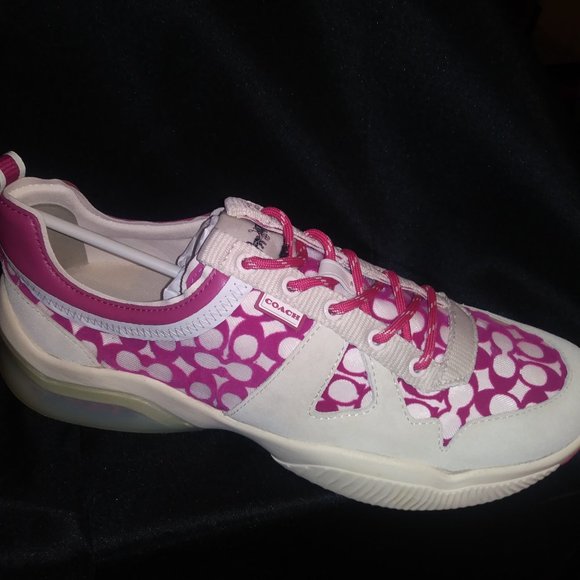 Authentic, new never worn Coach Citysole Sig mesh with original box - Picture 4 of 10